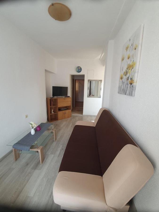 Apartman Dusanka Jovic Makarska Bagian luar foto